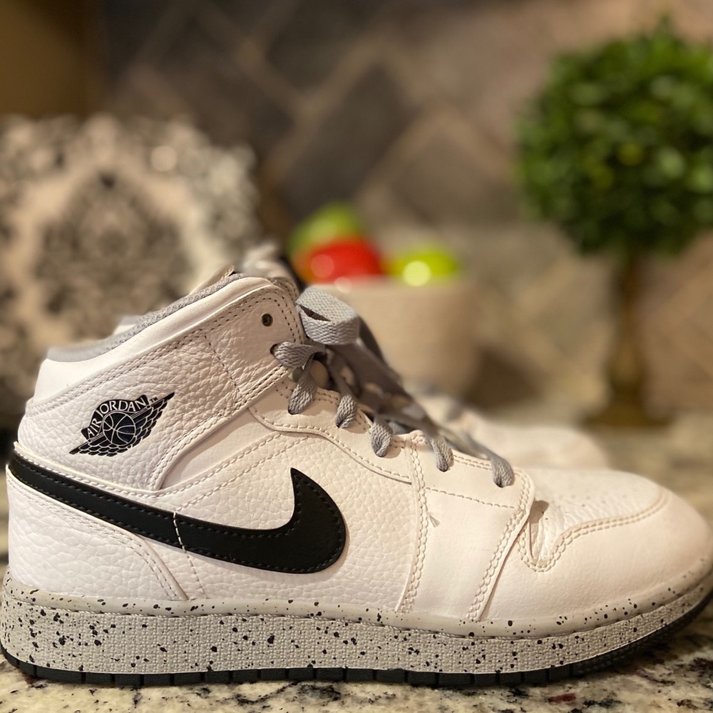 Nike air Jordan 1 White Cement